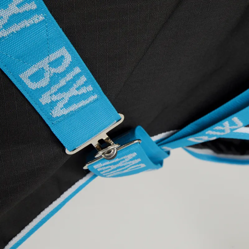 Bridleway 200g Ontario Turnout Rug in Black-1